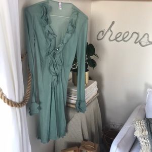 Long blouse / mini dress